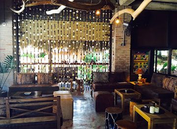 dominican-republic/sierra-de-neiba/bar/el-mosquito-art-bar