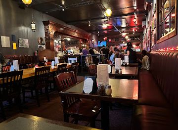 washington/eastern-washington/bar/harry-s-bar