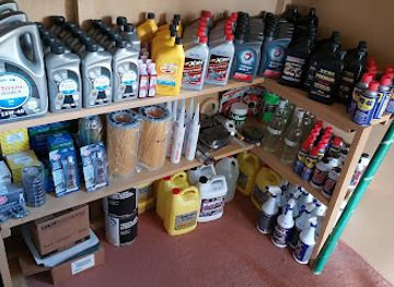 saint-vincent-and-the-grenadines/chateaubelair/bar/laurel-s-up-top-bar