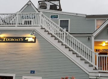 massachusetts/barnstable/bar/tugboats-at-hyannis-marina