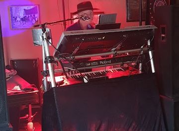 denmark/wadden-sea-national-park/bar/bodega-pubs-v-kim