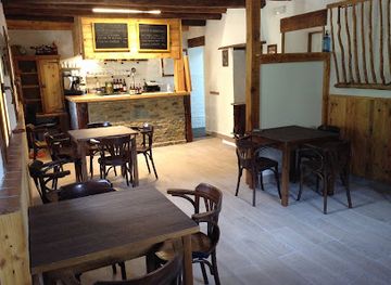 spain/ordesa-y-monte-perdido-national-park/bar/merendero-de-cotefablo