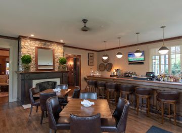 south-carolina/lake-jocassee/bar/the-restaurant-at-the-greystone-inn