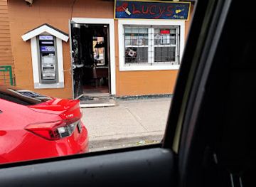 canada/newfoundland-and-labrador/bar/luckys-bar