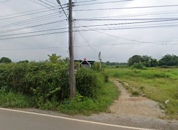 thailand/loei/bar/finley-comet