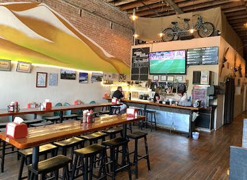 washington/lake-chelan/bar/stormy-mountain-brewing-and-local-public-house