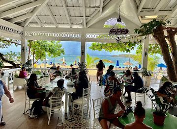 dominican-republic/puerto-plata/bar/escape-al-mar-restaurant-bar