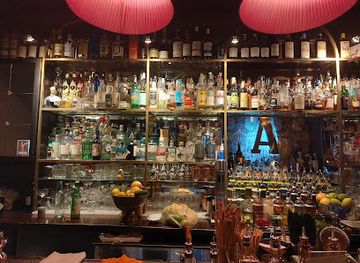 italy/naples/bar/l-antiquario