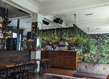 iceland/kerlingarfjoll/bar/jungle-cocktail-bar