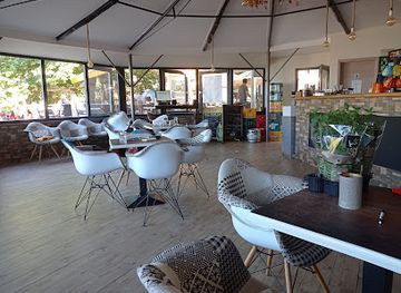 croatia/pula/bar/beach-bar-valkane