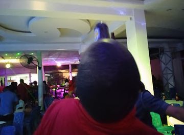 burundi/eastern-plateau/bar/guerra-plaza