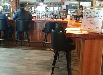 montana/the-mission-mountains/bar/valley-club-bar-cafe
