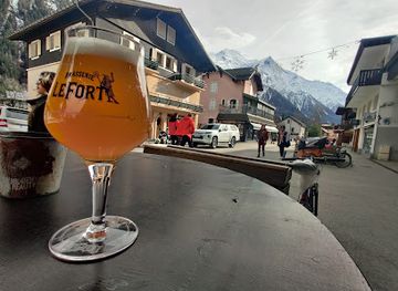france/french-alps/bar/beer-o-clock-chamonix