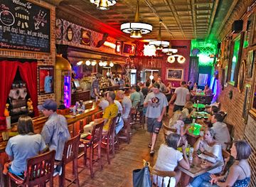 ohio/eastern-ohio/bar/oddfellows-liquor-bar