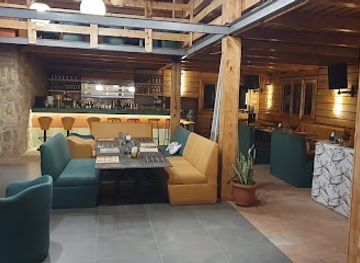 lebanon/cedars-of-god/bar/sizzle-resto-bar