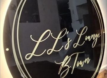 belize/maya-mountains/bar/ll-s-lounge-in-b-town