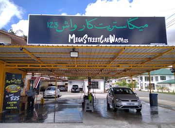brunei/bukit-sawat/bar/mega-street-carwash-fattchoi