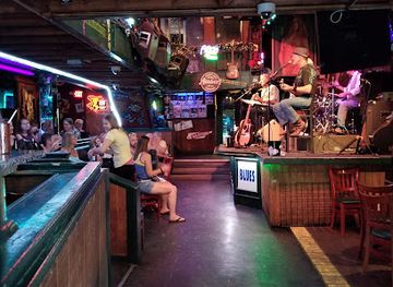 tennessee/cumberland-plateau/bar/bourbon-street-blues-and-boogie-bar