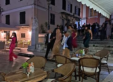 greece/corfu/corfu-old-town/bar/strada
