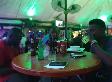 tanzania/dar-es-salaam/bar/liquid-bar