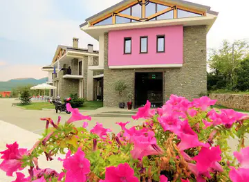PRYTANEIO DESIGN HOTEL Restaurant-Cafe-Pool Bar (Best Price...Best Choice:)