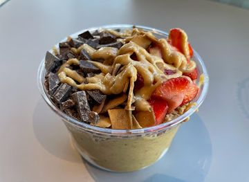 iceland/hafnarfjordur/bar/isey-skyr-bar