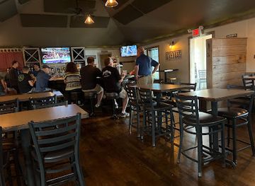 ohio/cuyahoga-valley-national-park/bar/darby-s-on-59