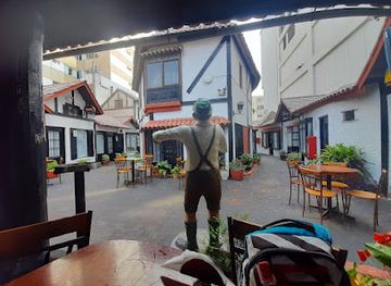 peru/andean-highlands/bar/bar-aleman-miraflores