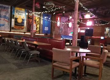 indiana/kokomo/bar/cozy-lounge