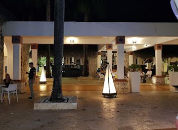 dominican-republic/bayahibe/bar/plaza-bar