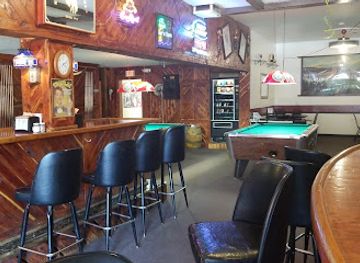 wyoming/niobrara-county/bar/the-silver-dollar-bar-scrappy-s-grill