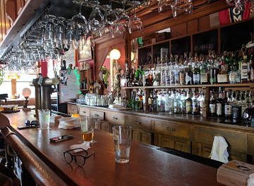 michigan/marquette/bar/the-vierling-restaurant-marquette-harbor-brewery