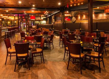 missouri/st-charles/bar/quintessential-dining-nightlife