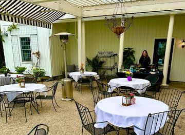 connecticut/connecticut-river-valley/bar/the-connecticut-river-valley-inn