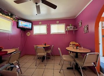 mississippi/the-golden-triangle/bar/cafe-unique