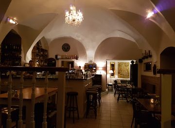 slovakia/banska-bystrica/bar/leroy-bar-cafe