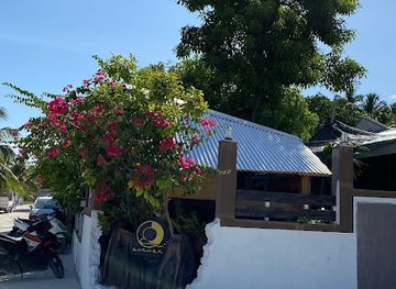 maldives/addu-city/bar/q-corner