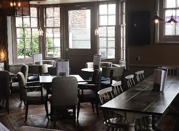 united-kingdom/berkshire/bar/the-three-tuns