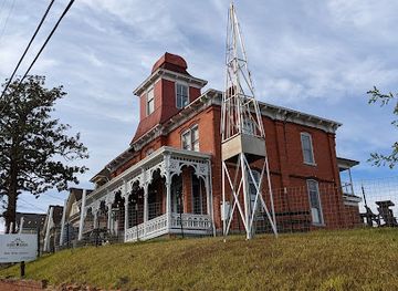 alabama/river-region/bar/the-goat-haus