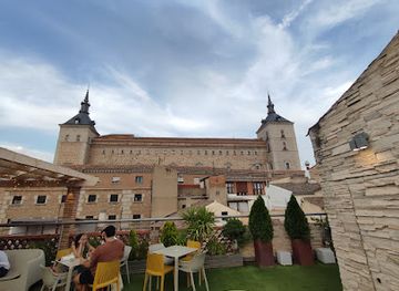 spain/toledo/bar/carlos-roof