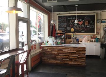 new-hampshire/exeter/bar/lexie-s-exeter