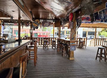 belize/corozal-district/bar/carlo-ernie-s-runway-bar