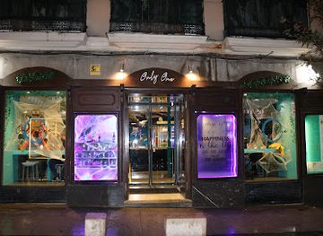 spain/madrid/chueca/bar/only-one-chueca