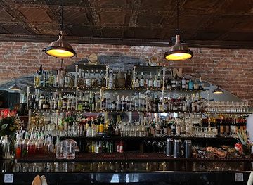 canada/northern-canada/bar/melrose-on-adelaide