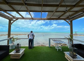 the-bahamas/san-salvador-island/bar/rocky-shores