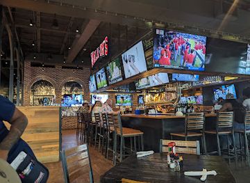 mississippi/the-pine-belt/bar/walk-on-s-sports-bistreaux-hattiesburg-restaurant