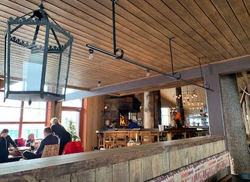 sweden/stoten/bar/lyktan-hundfjallet