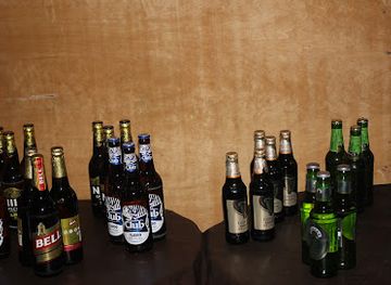 uganda/bunyoro/bar/humura-gardens-bar-accommodation