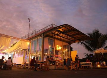 indonesia/pulau-bunaken/bar/1-up-cafe-beer