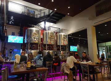 kansas/konza-prairie-biological-station/bar/tallgrass-tap-house